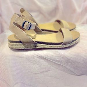 Lucky Brand espadrille sandal!!